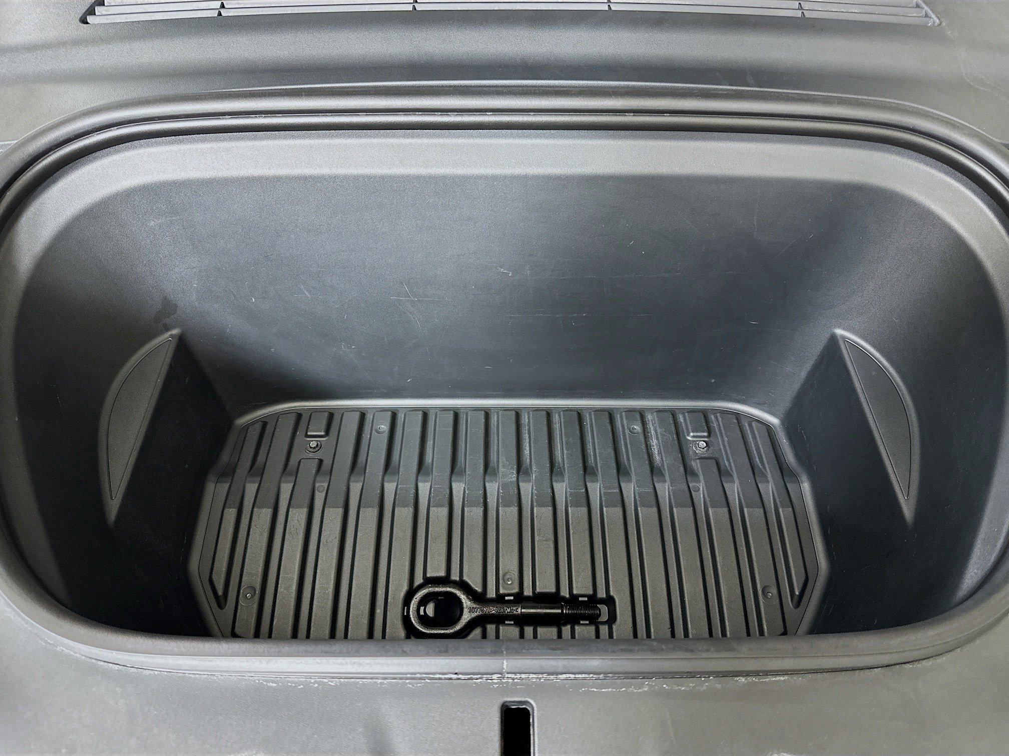 Used 2021 Tesla Model Y Long Range image 33