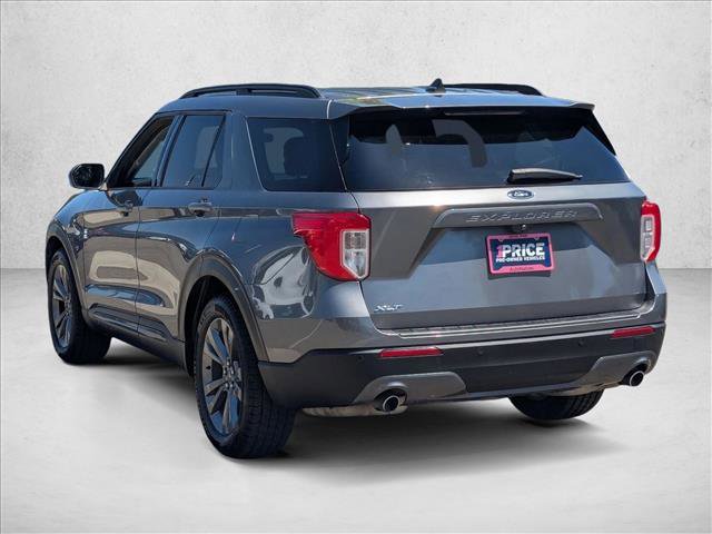 Used 2021 Ford Explorer XLT w/ Equipment Group 202A RWD image 8