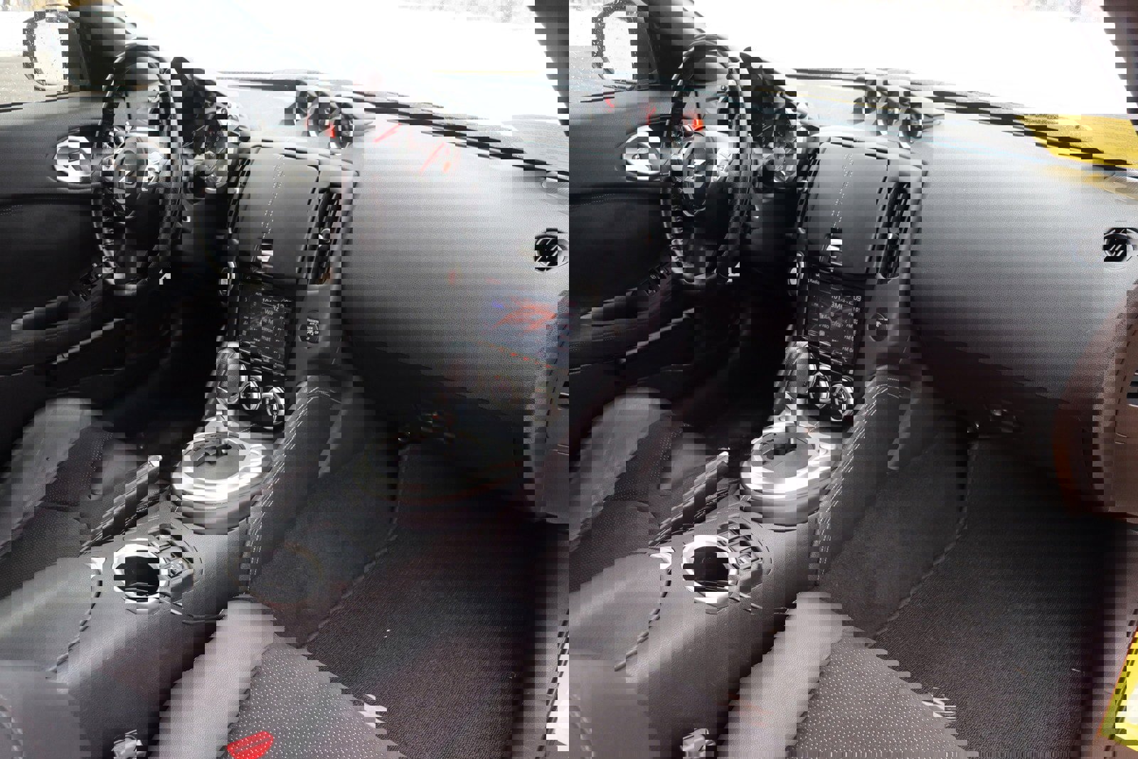 Used 2009 Nissan 370Z Touring w/ Sport Pkg image 16