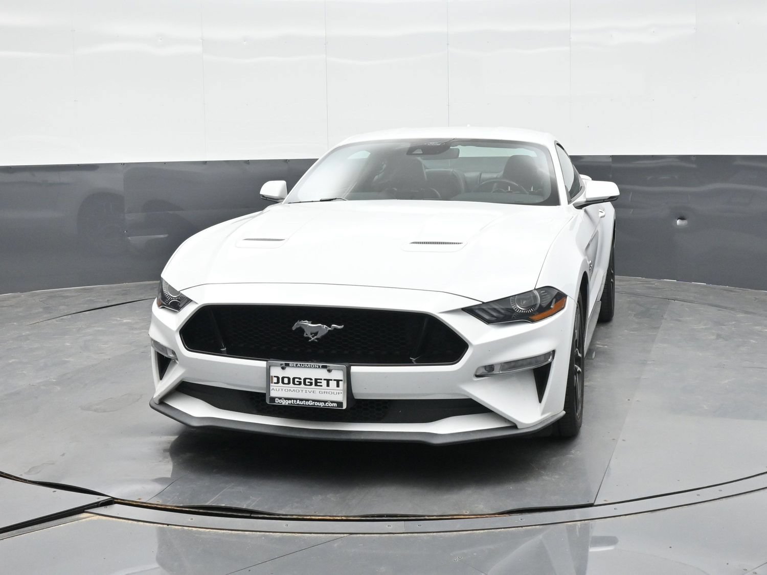 Used 2022 Ford Mustang GT Premium w/ Equipment Group 401A RWD image 14