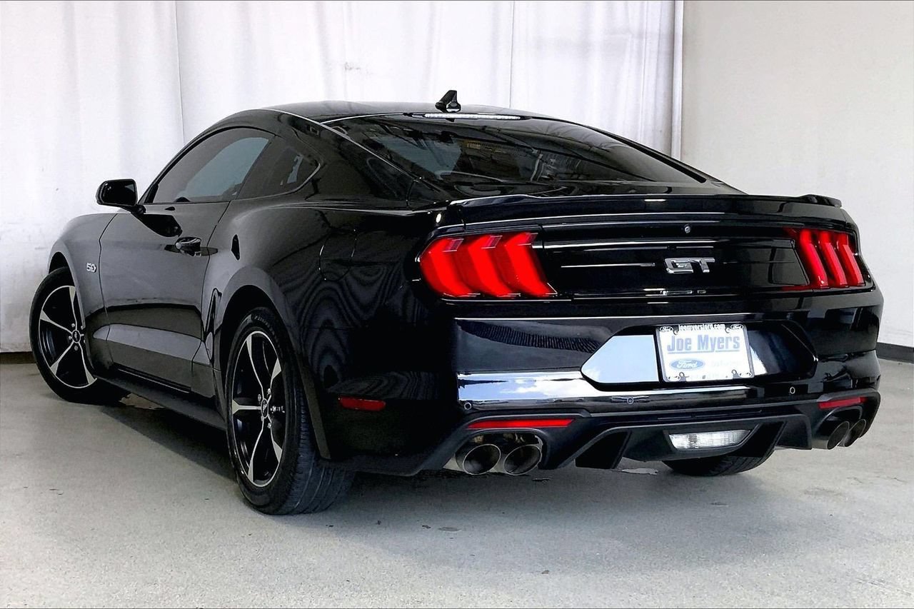 Used 2022 Ford Mustang GT RWD image 10