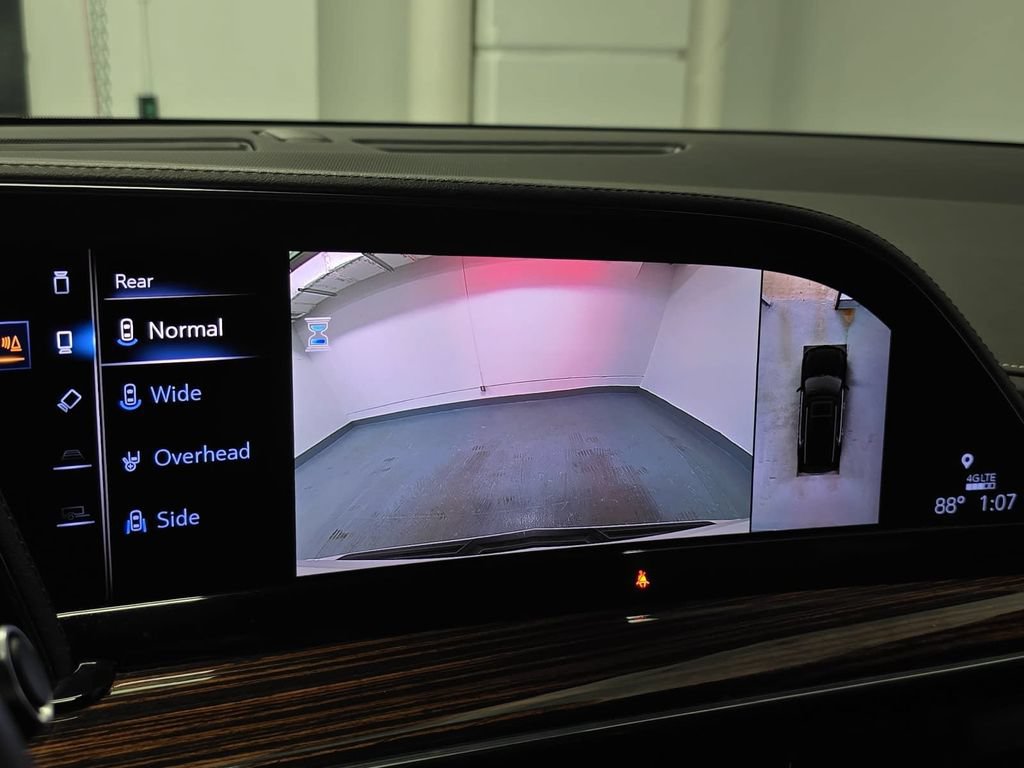 Used 2023 Cadillac Escalade ESV Luxury AWD/4WD image 18