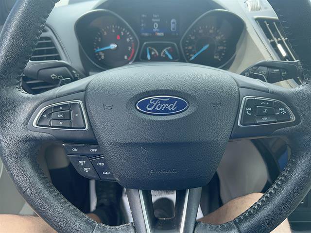 Used 2017 Ford Escape Titanium FWD image 19