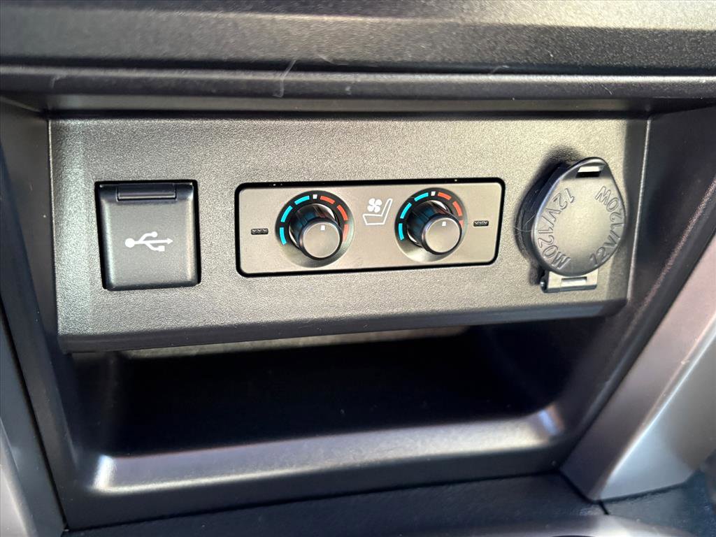 Used 2023 Toyota 4Runner Limited image 14