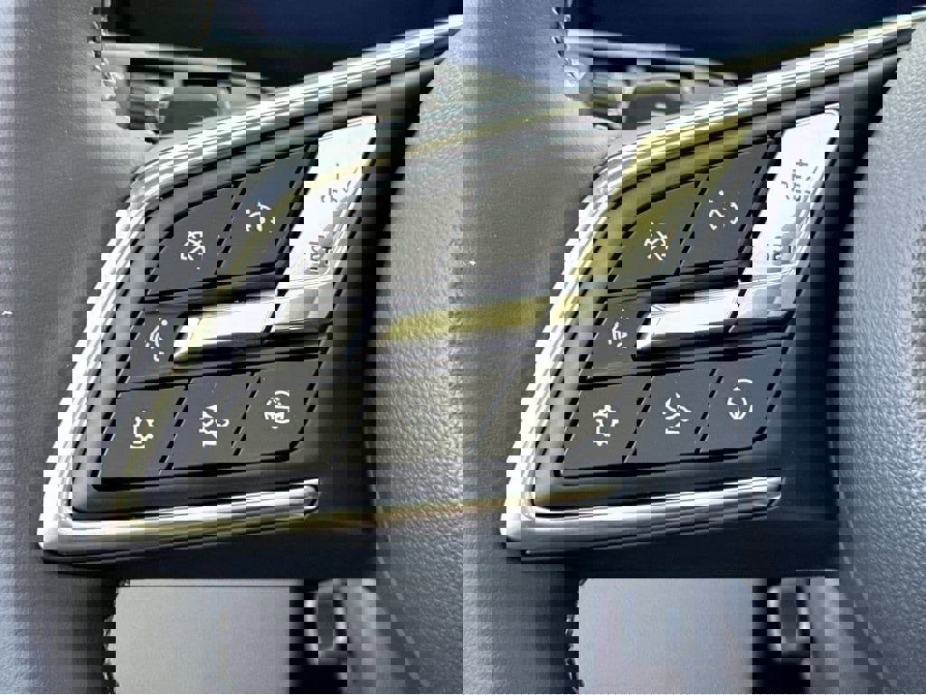 New 2026 Buick Enclave Avenir w/ Super Cruise Package image 17