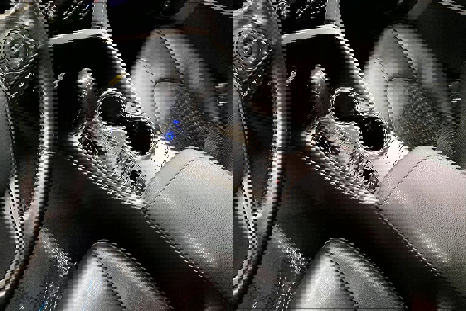 Used 2022 Toyota Camry XSE w/ Navigation Upgrade Package image 17