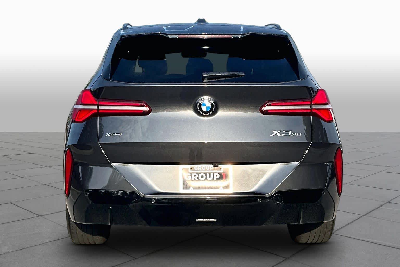 Used 2025 BMW X3 xDrive30i w/ Premium Package AWD/4WD image 4
