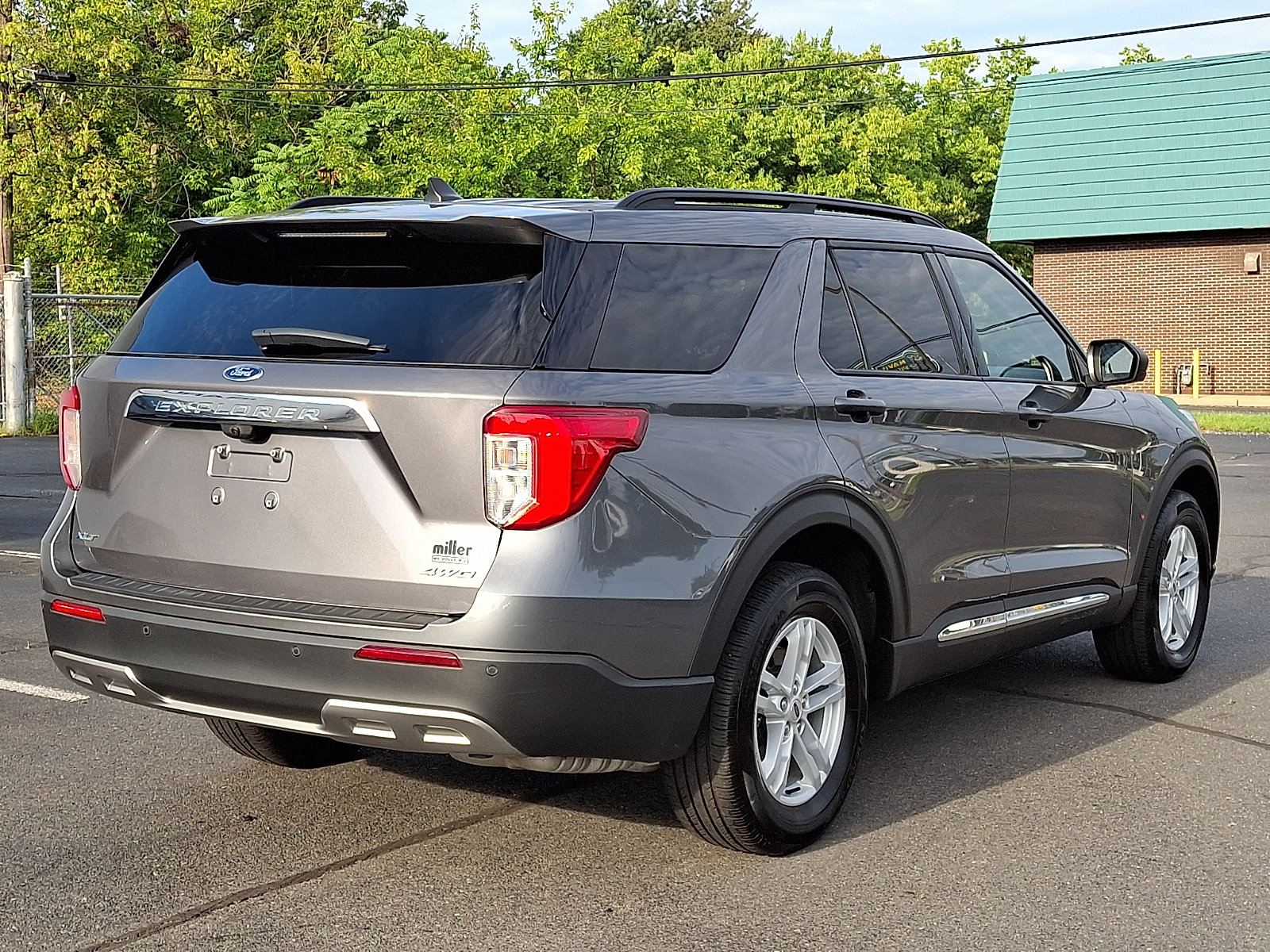 Certified 2023 Ford Explorer XLT w/ Equipment Group 202A AWD/4WD image 7