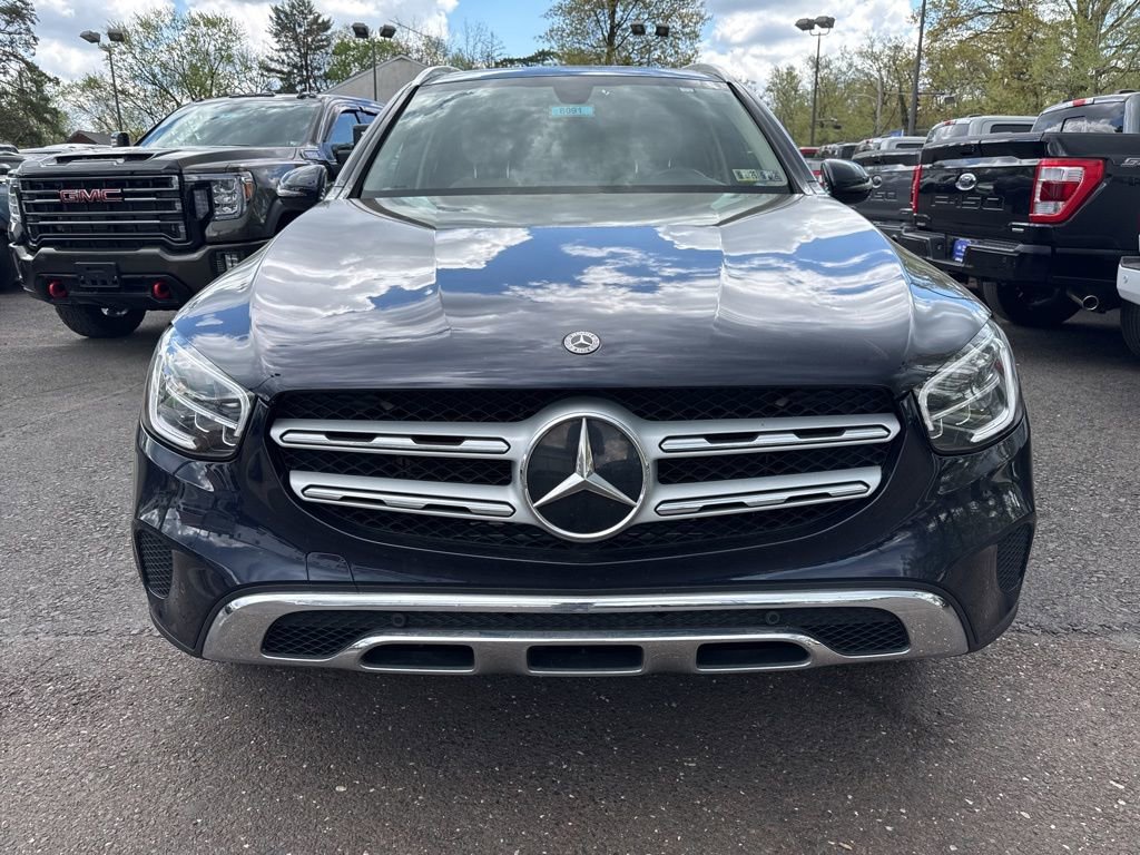Used 2021 Mercedes-Benz GLC 300 4MATIC image 2