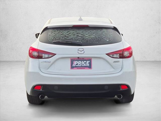 Used 2016 MAZDA MAZDA3 i Touring w/ Popular Equipment Package FWD image 7