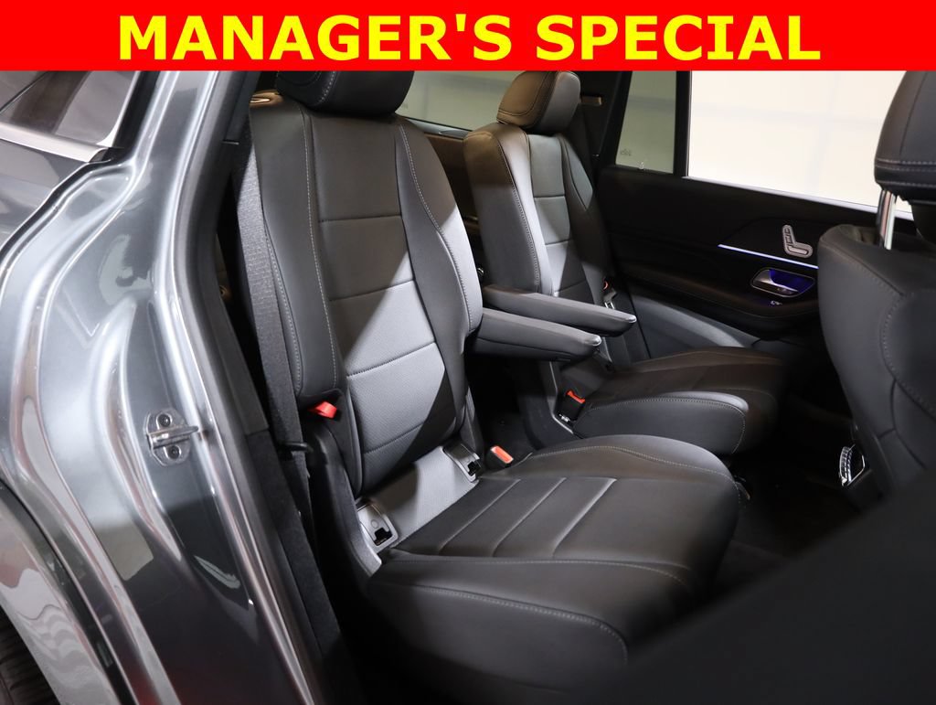Used 2025 Mercedes-Benz GLS 450 4MATIC image 61