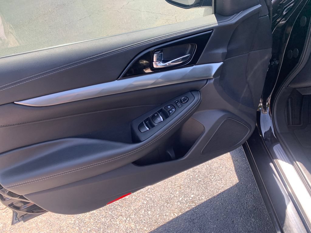 Used 2022 Nissan Maxima SV w/ Floor Mat Group FWD image 17