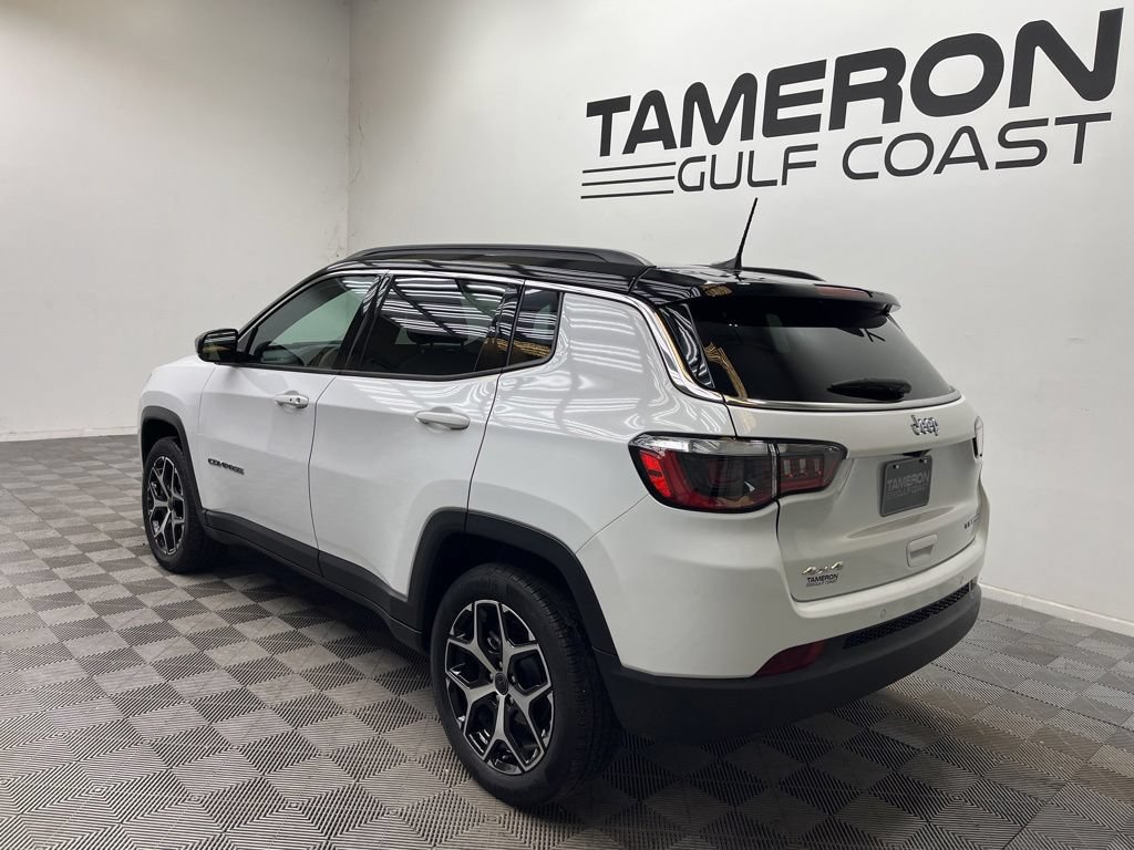 Used 2025 Jeep Compass Limited AWD/4WD image 8