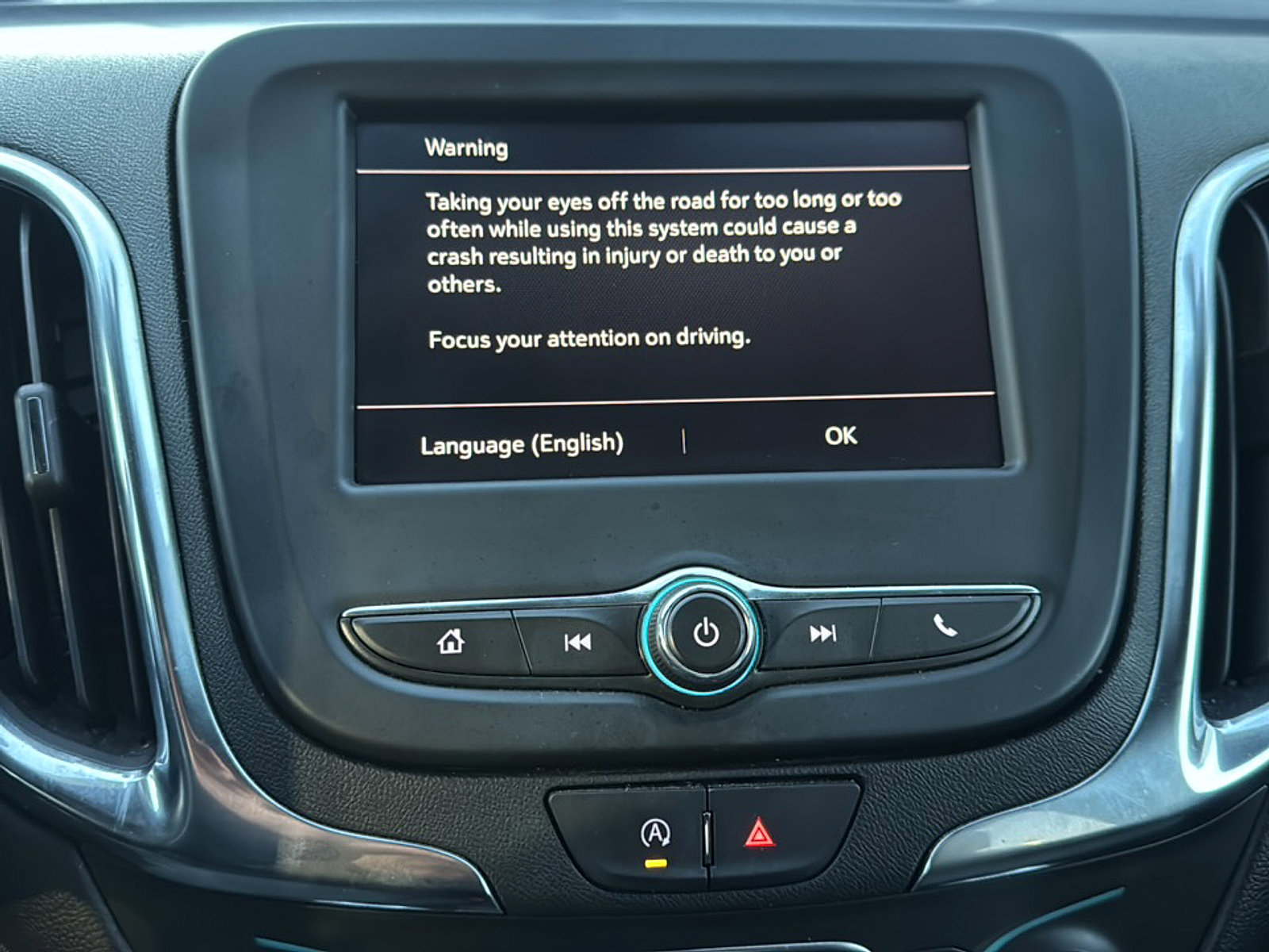 Used 2023 Chevrolet Equinox LT image 35