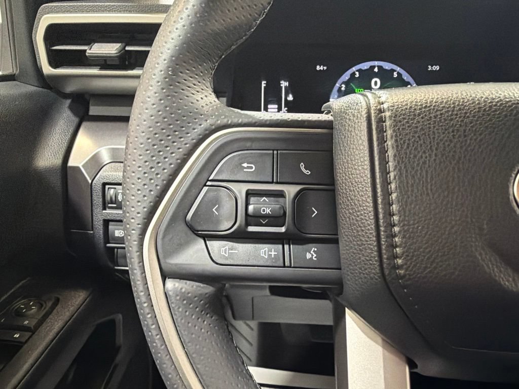 Used 2026 Toyota 4Runner SR5 AWD/4WD image 27