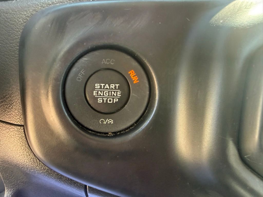 Used 2023 Jeep Wrangler Sport S AWD/4WD image 37
