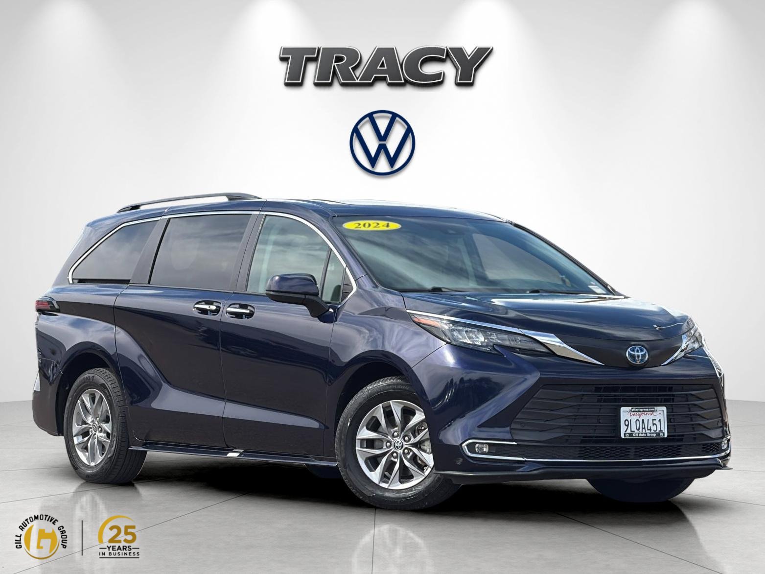 Used 2024 Toyota Sienna XLE