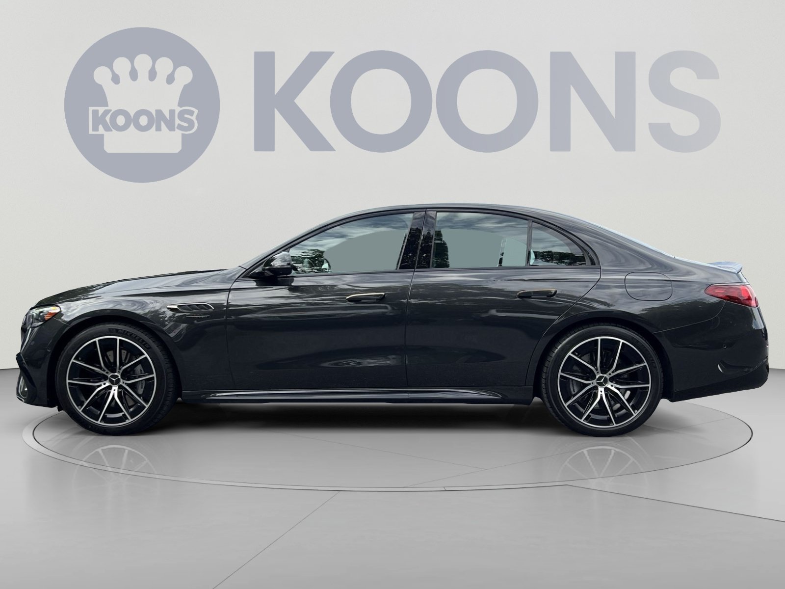 Certified 2025 Mercedes-Benz E 53 AMG e 4MATIC Sedan w/ Multicontour Seating Package image 7