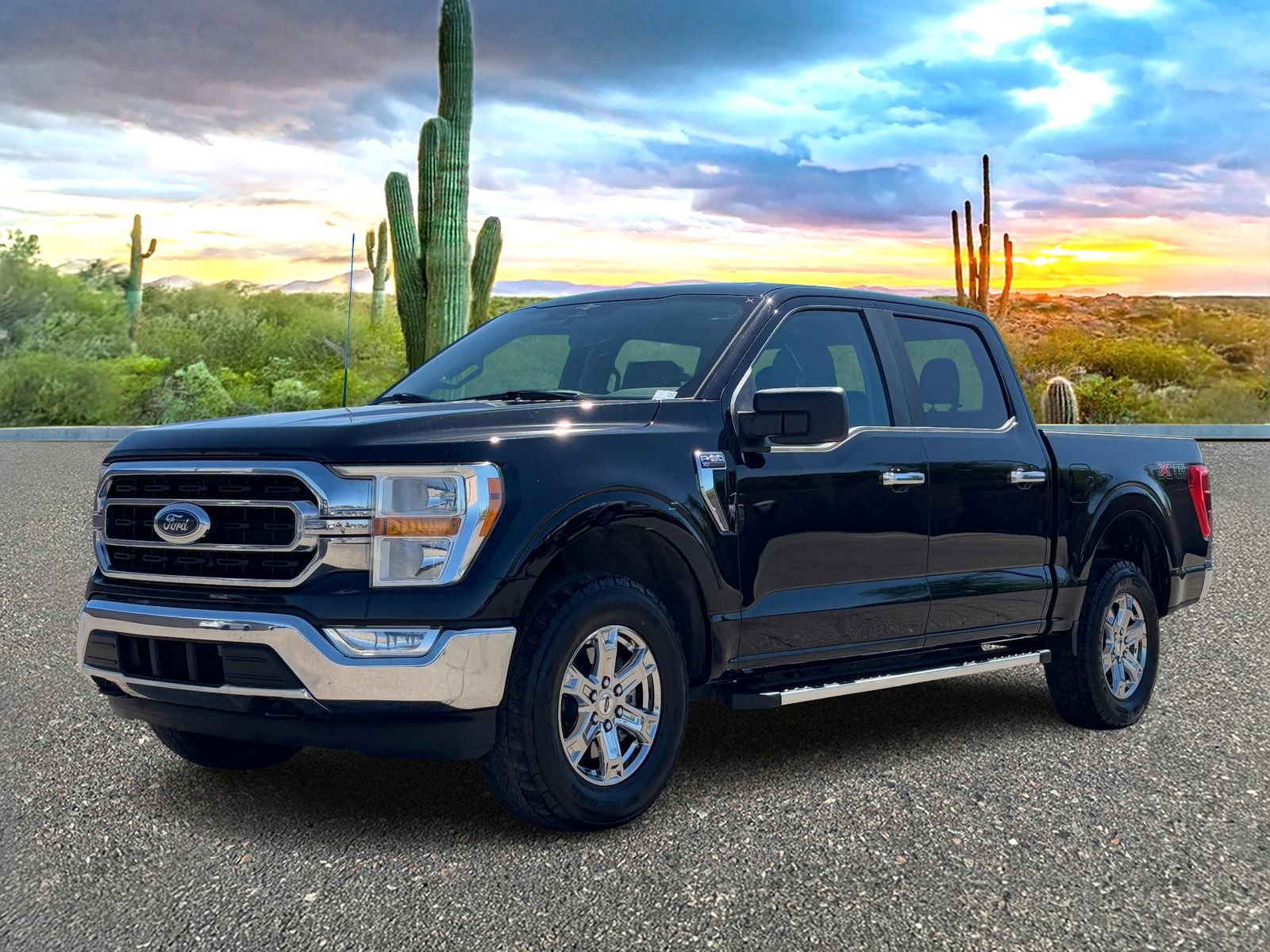 Used 2023 Ford F150 XLT w/ XTR Package image 2