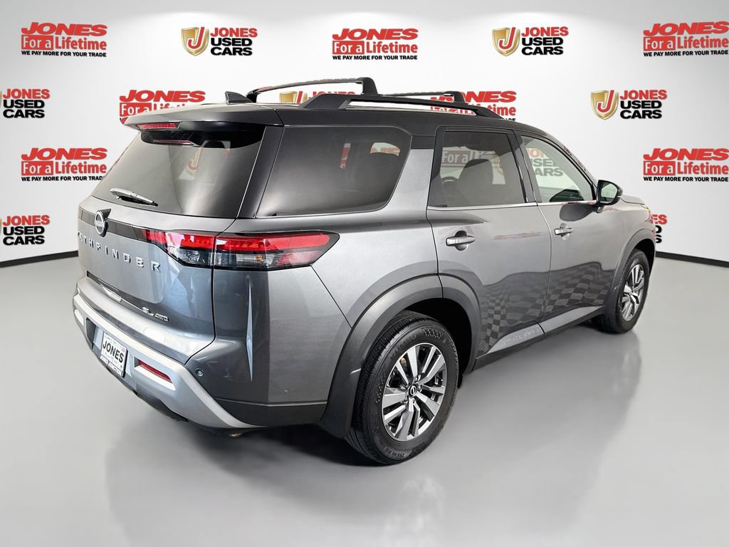 Used 2022 Nissan Pathfinder SL AWD/4WD image 16