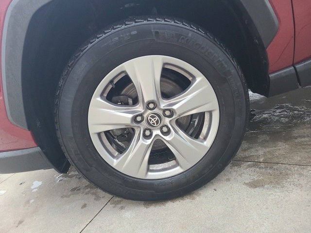 Used 2023 Toyota RAV4 XLE image 12