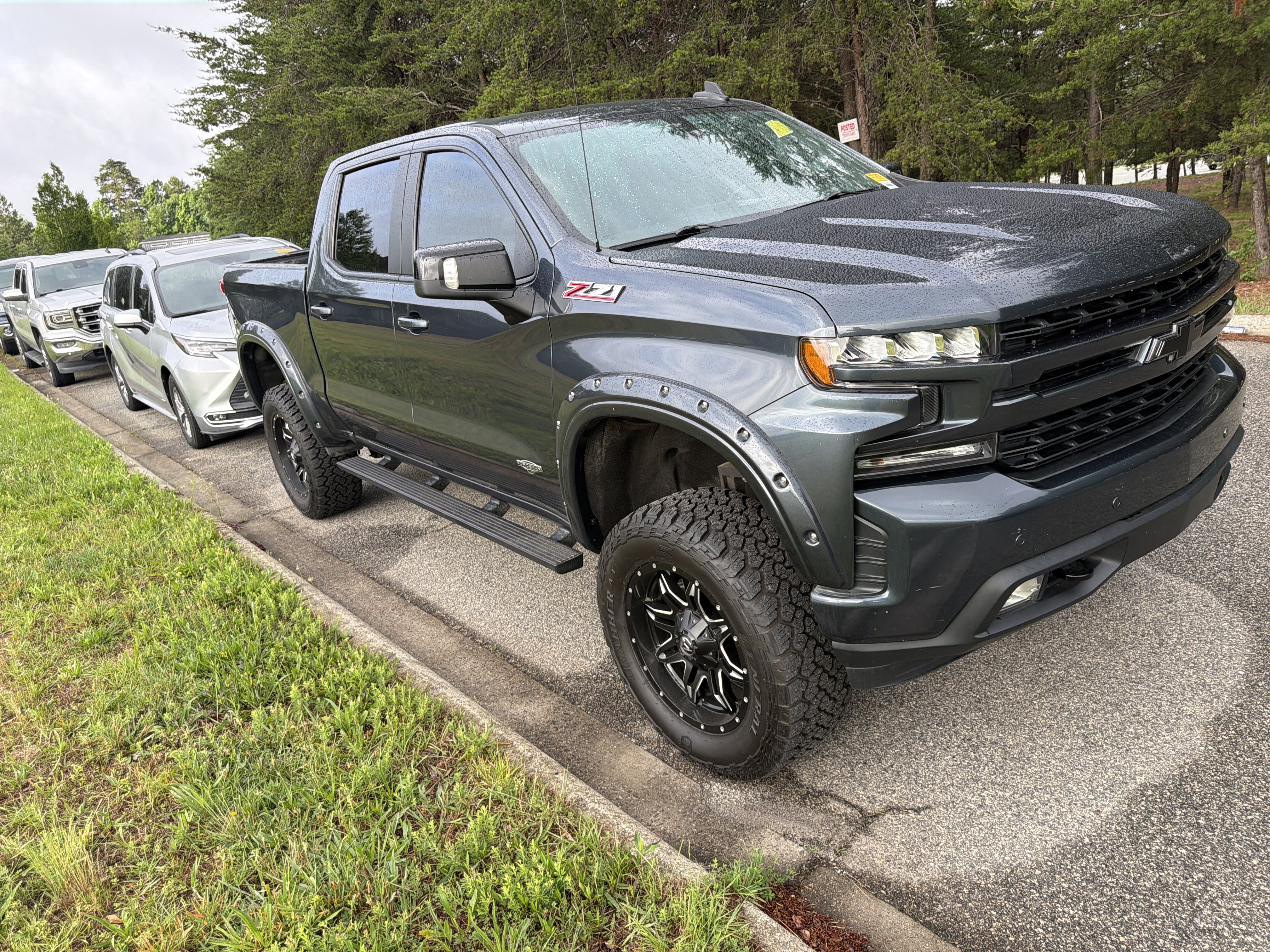 Used 2020 Chevrolet Silverado 1500 RST w/ All-Star Edition AWD/4WD image 2