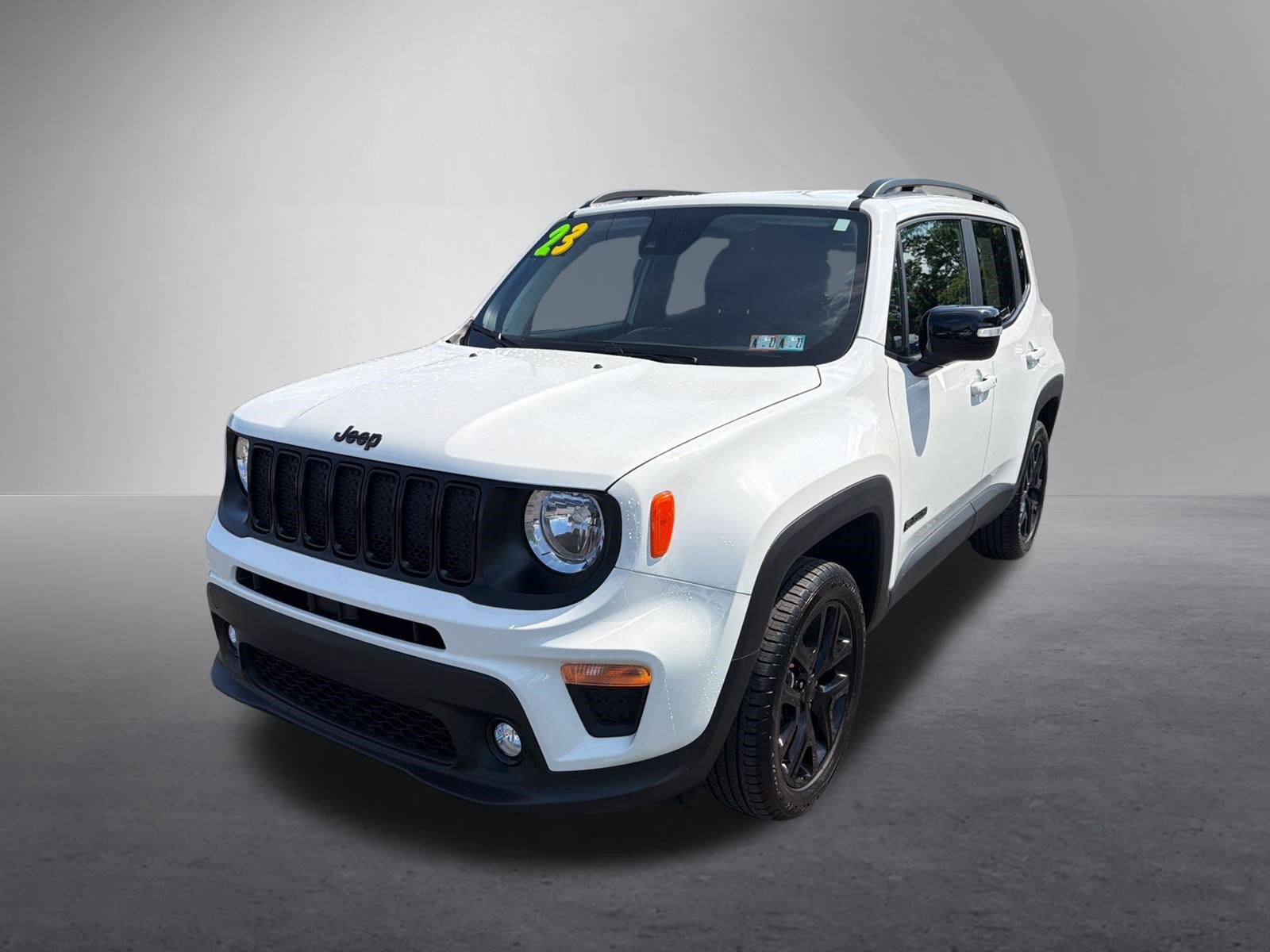 Used 2023 Jeep Renegade Altitude w/ Convenience Group I AWD/4WD image 8