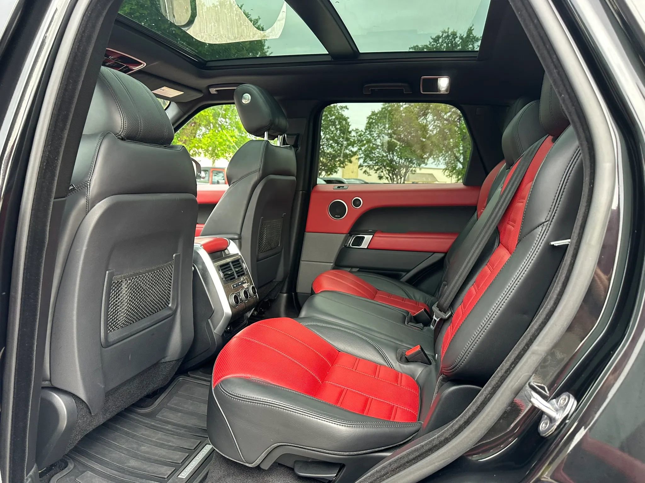 Used 2016 Land Rover Range Rover Sport Autobiography AWD/4WD image 17