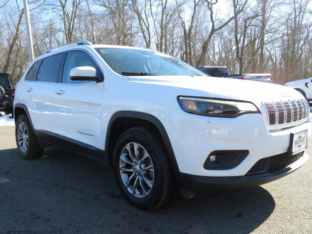 Used 2020 Jeep Cherokee Latitude Plus w/ Cold Weather Group image 3