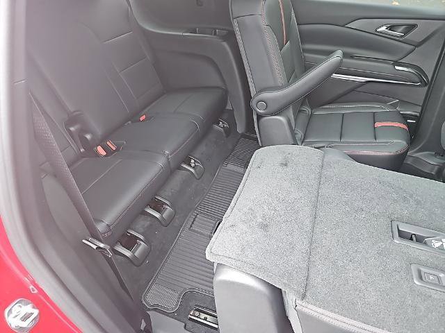 New 2026 Chevrolet Traverse RS w/ LPO, Floor Liner Package image 31