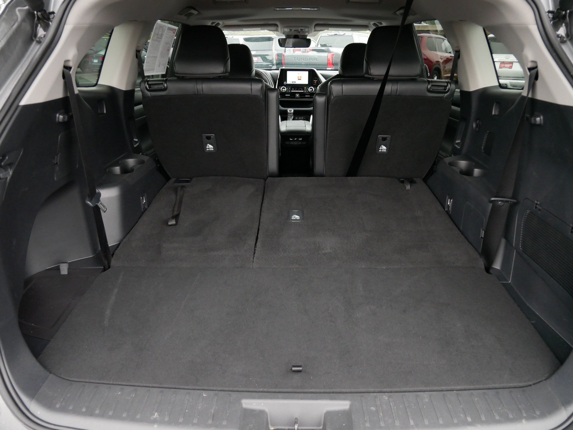Used 2026 Toyota Highlander XLE AWD/4WD image 18
