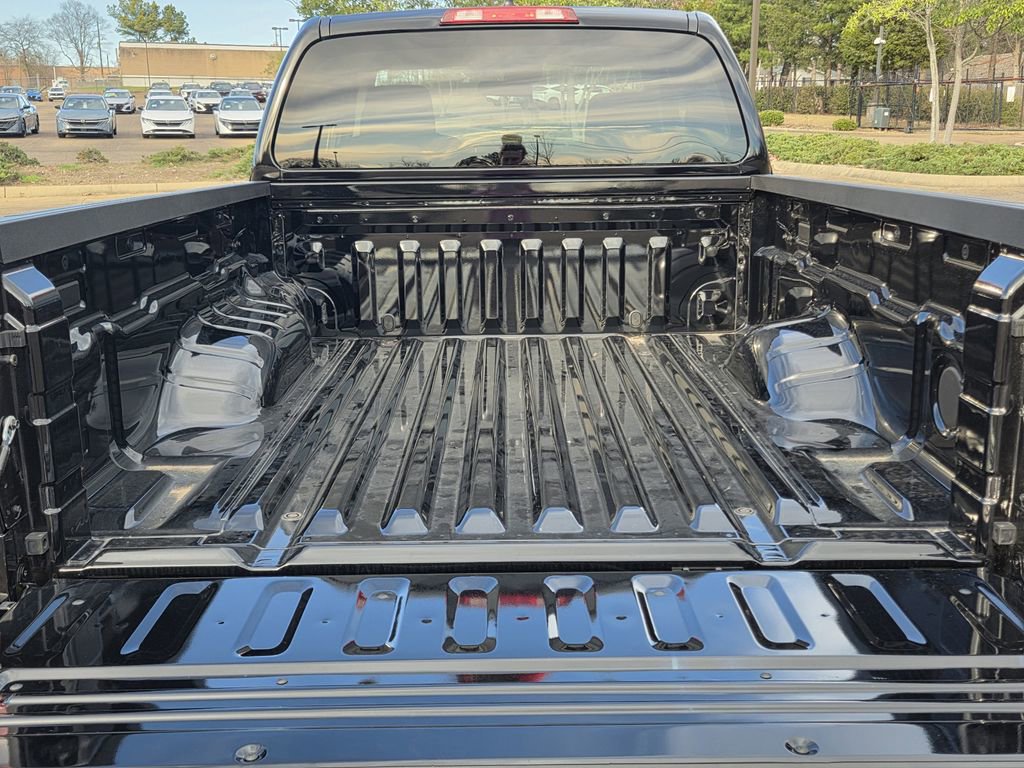 Certified 2025 Nissan Frontier SV image 21