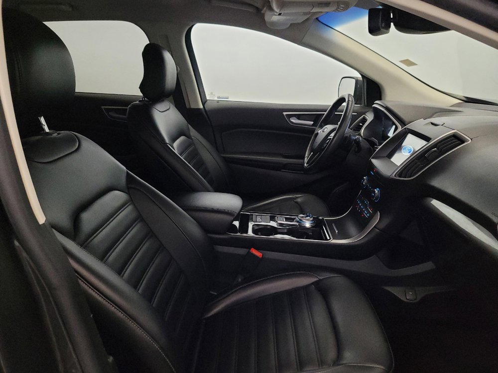 Used 2019 Ford Edge SEL w/ Equipment Group 201A AWD/4WD image 21