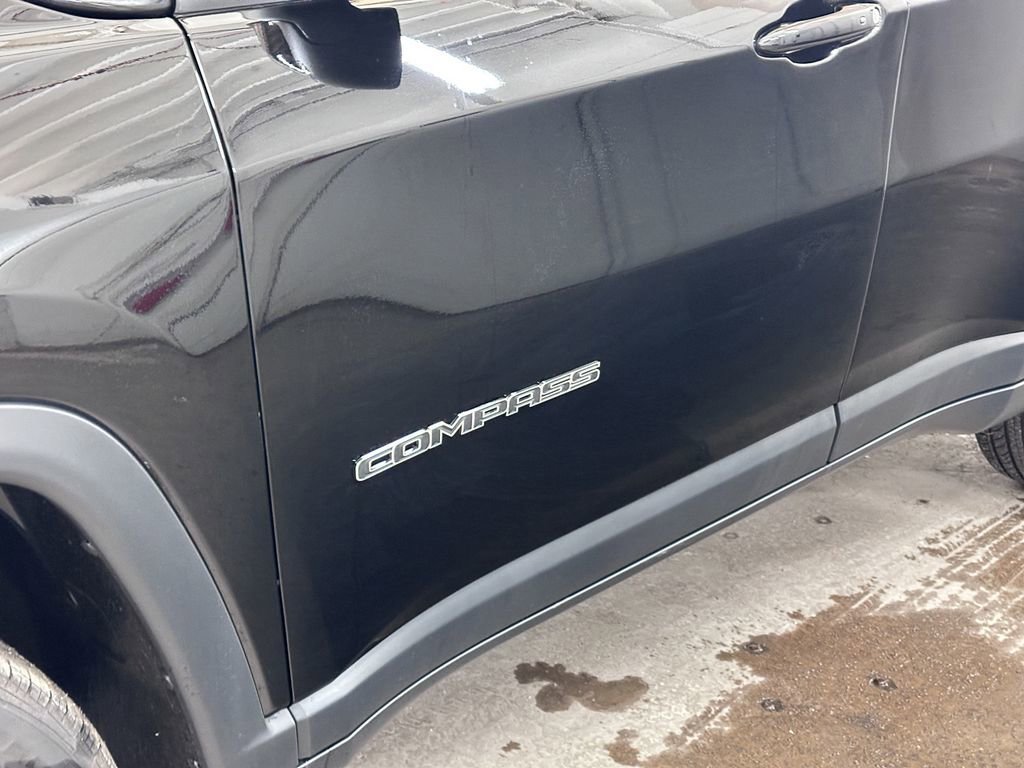 New 2026 Jeep Compass Limited w/ Sun, Sound & Navigation Group image 16