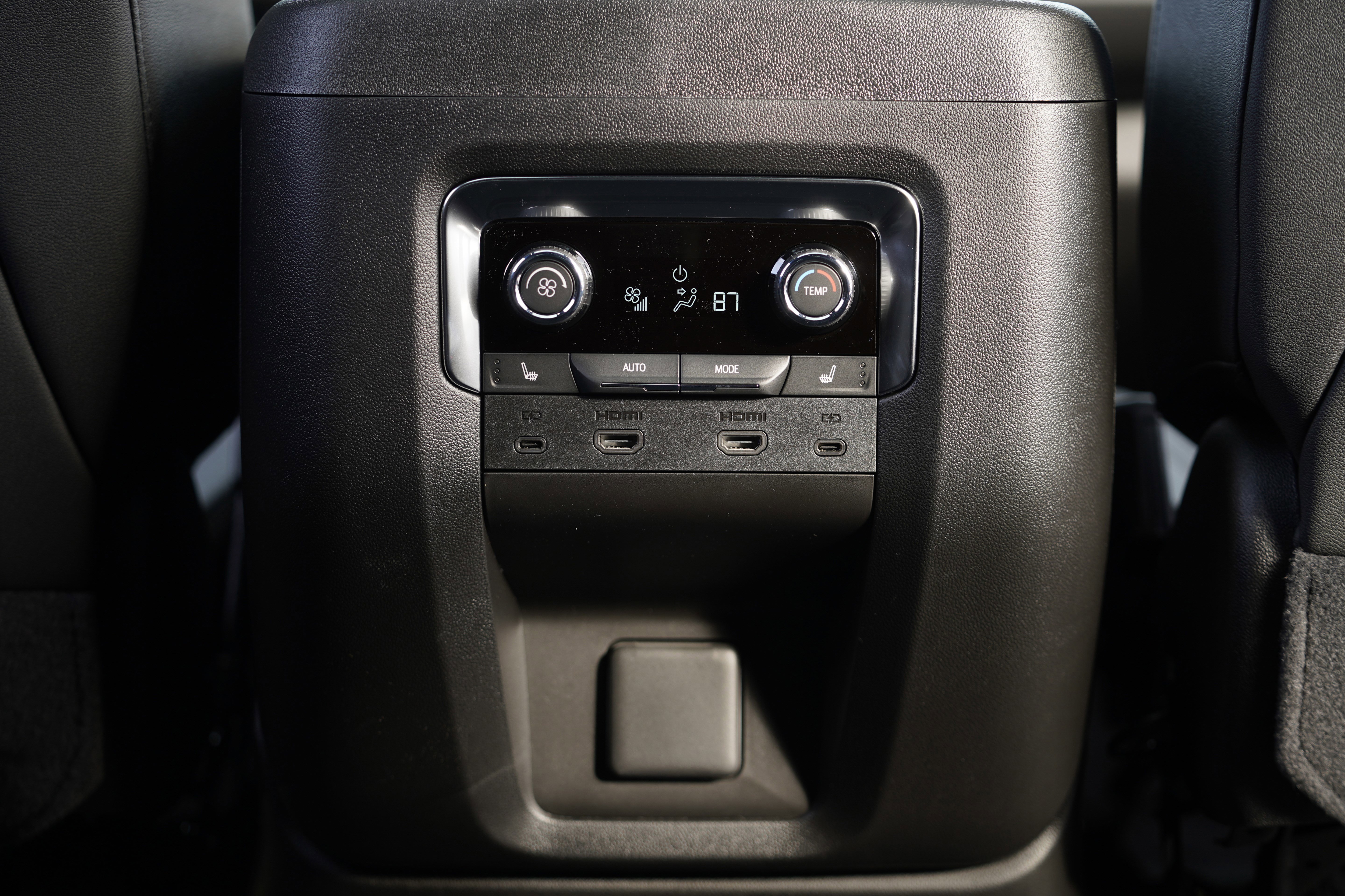 New 2026 Chevrolet Tahoe High Country image 17