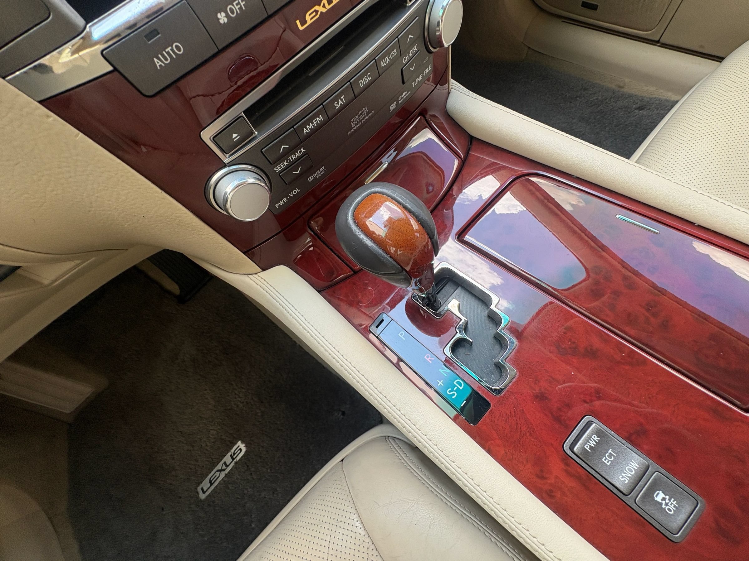 Used 2012 Lexus LS 460 w/ Luxury Value Edition RWD image 14