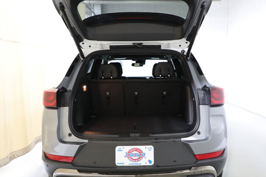 Used 2025 Chevrolet TrailBlazer ACTIV w/ Convenience Package AWD/4WD image 22