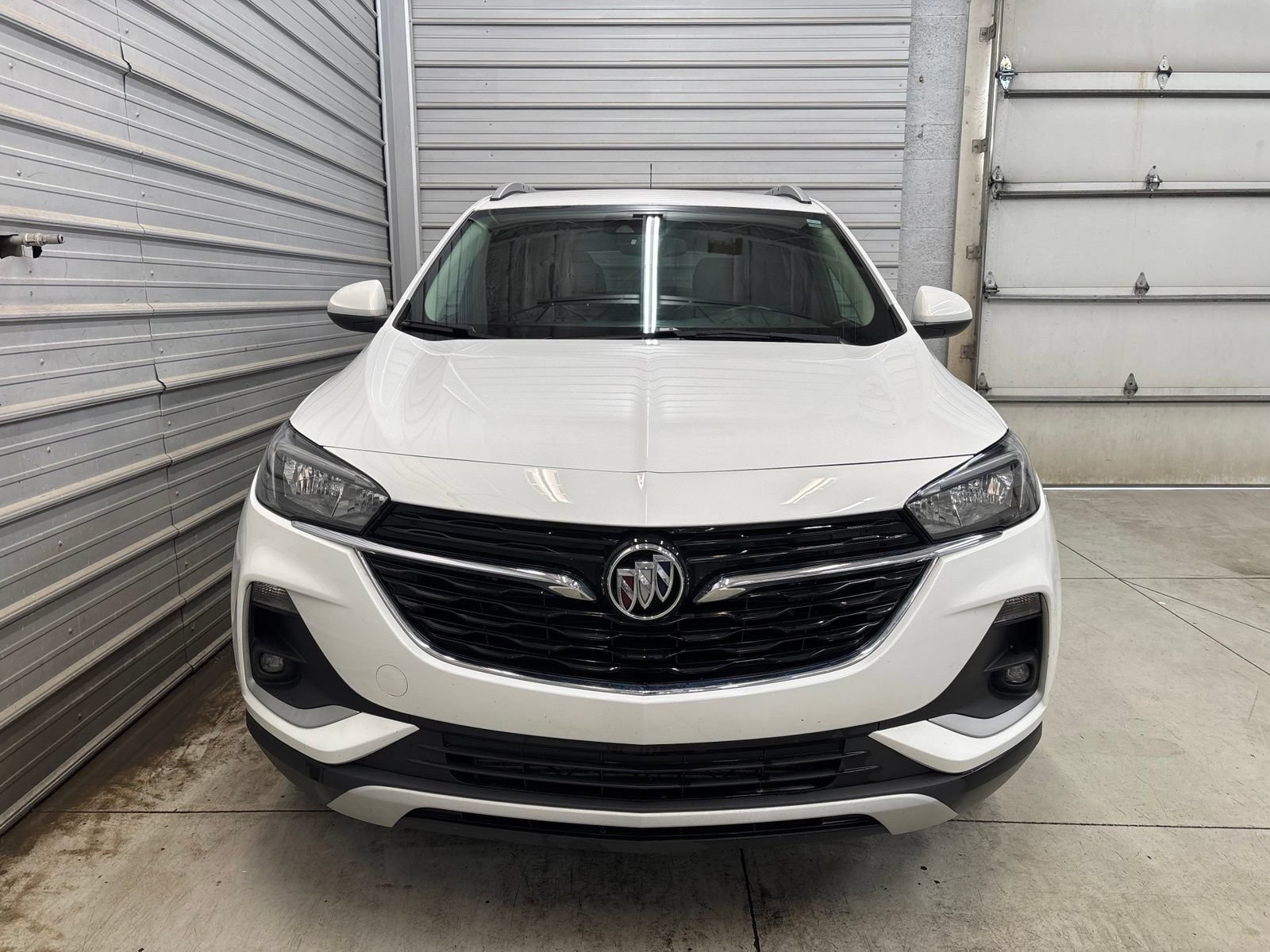 Used 2020 Buick Encore GX Select FWD image 2