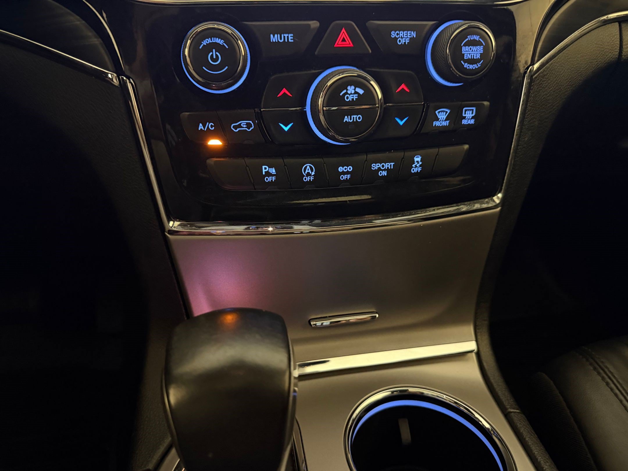Used 2021 Jeep Grand Cherokee Limited w/ Premium Lighting Group AWD/4WD image 20