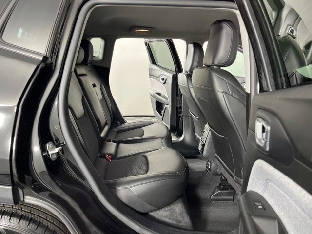 Used 2022 Jeep Compass Latitude FWD image 47