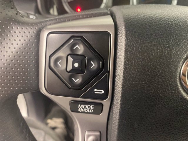 Used 2016 Toyota 4Runner SR5 AWD/4WD image 12