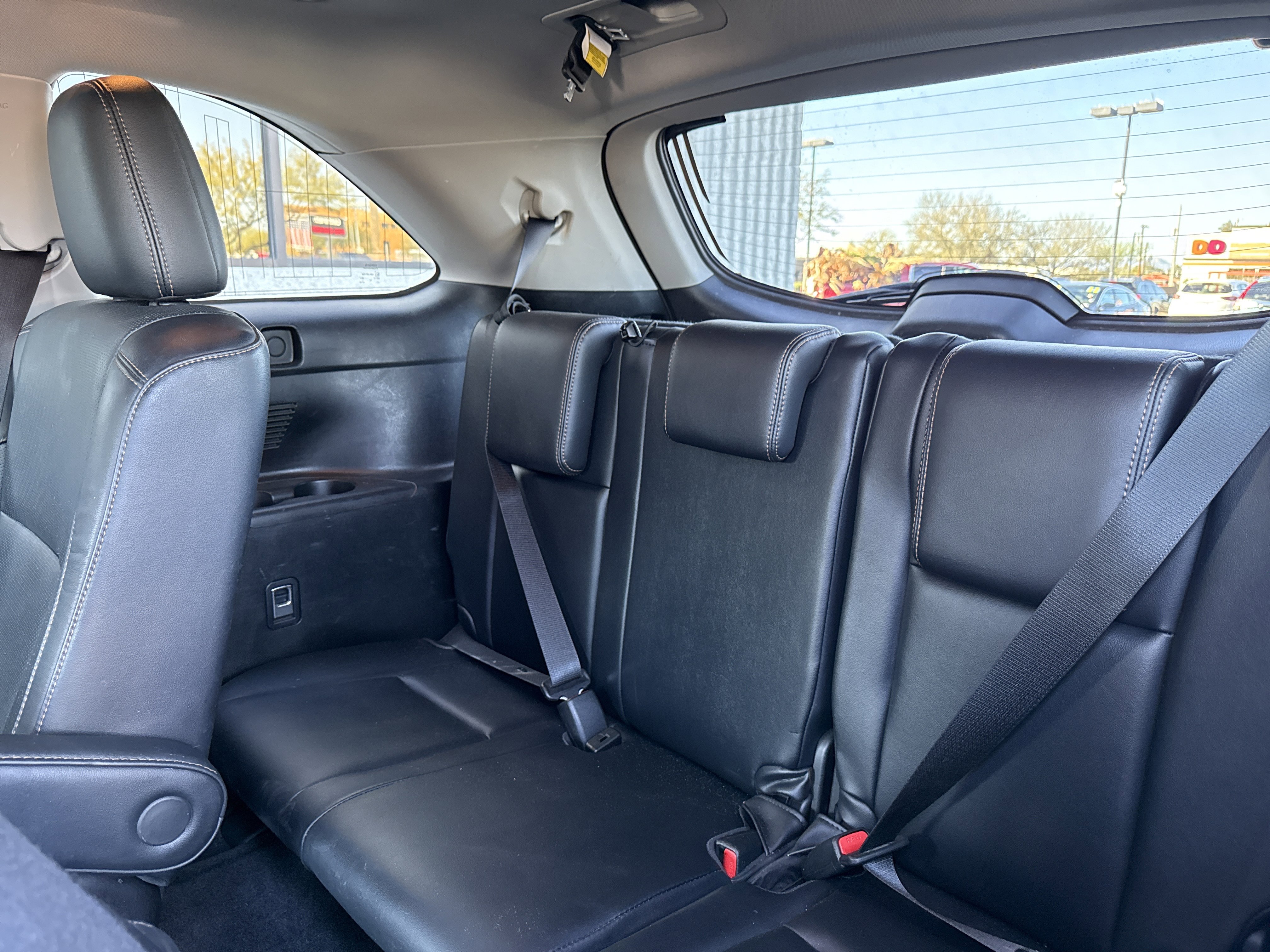 Used 2017 Toyota Highlander Limited image 30