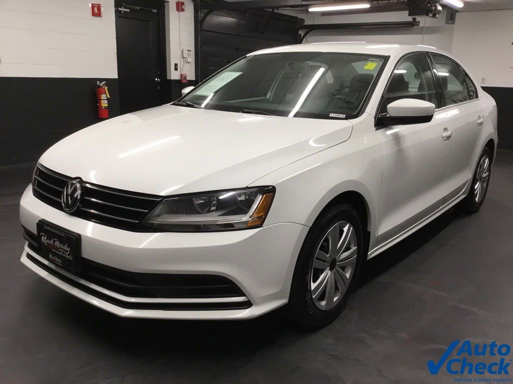 Used 2017 Volkswagen Jetta S w/ Jetta S Cold Weather Package image 5