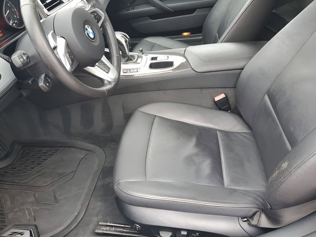 Used 2009 BMW Z4 sDrive35i image 22