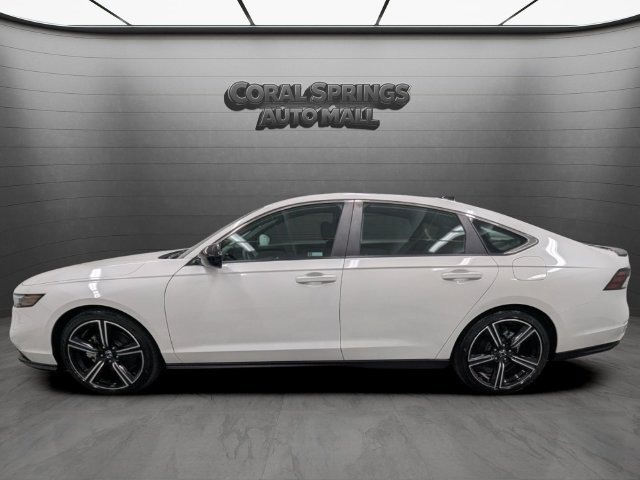 Certified 2025 Honda Accord Sport image 4
