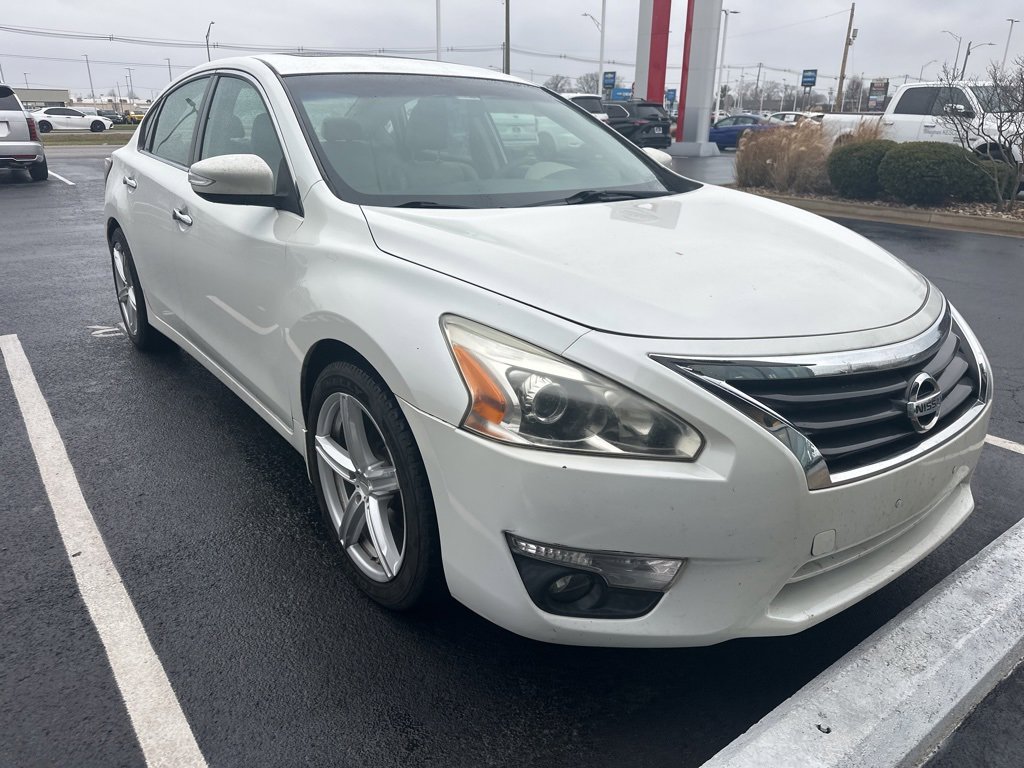 Used 2014 Nissan Altima 3.5 SL w/ Technology Package image 5