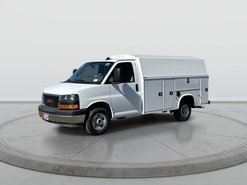 New 2025 GMC Savana 3500 w/ Power Convenience Package RWD image 4