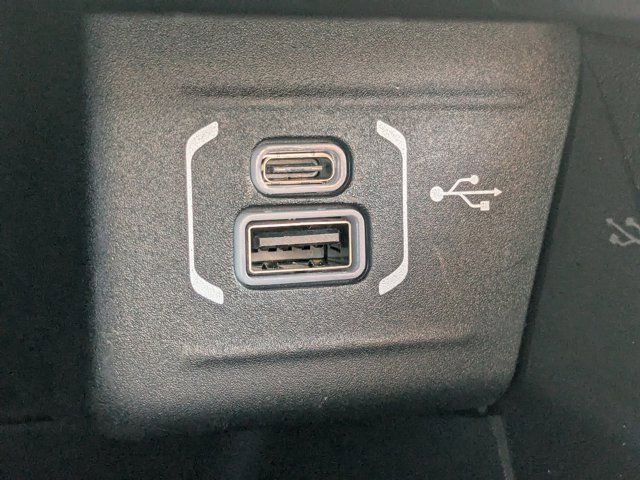 Used 2022 Jeep Compass Latitude image 21