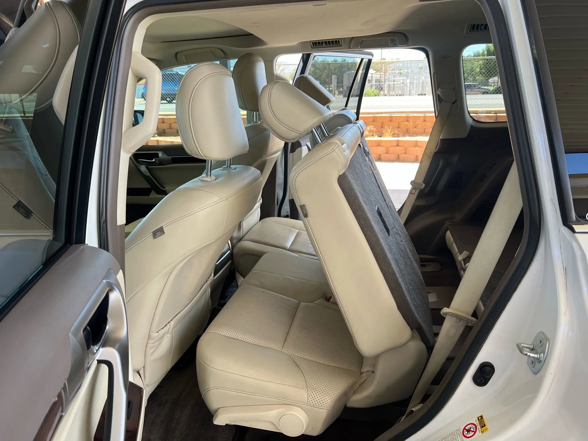 Used 2012 Lexus GX 460 image 39