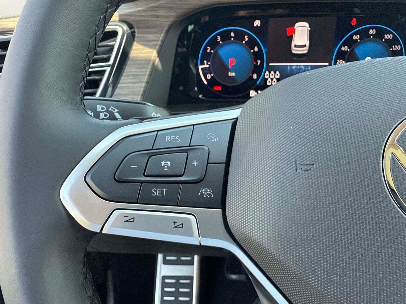 New 2026 Volkswagen Atlas SEL Premium R-Line image 30